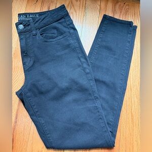 American Eagle Outfitters Women’s Black Hi-Rise Jegging Super Stretch- Size 6